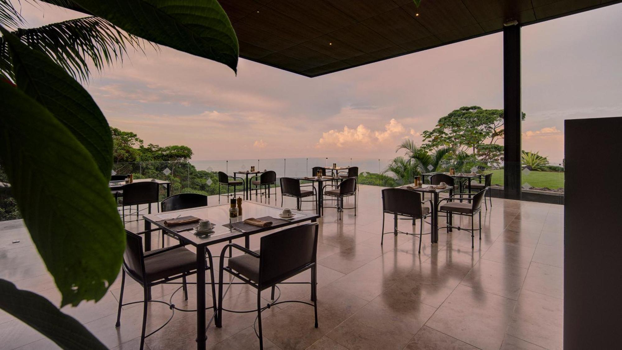 Rancho Pacifico - Boutique Hotel For Adults Увита Екстериор снимка